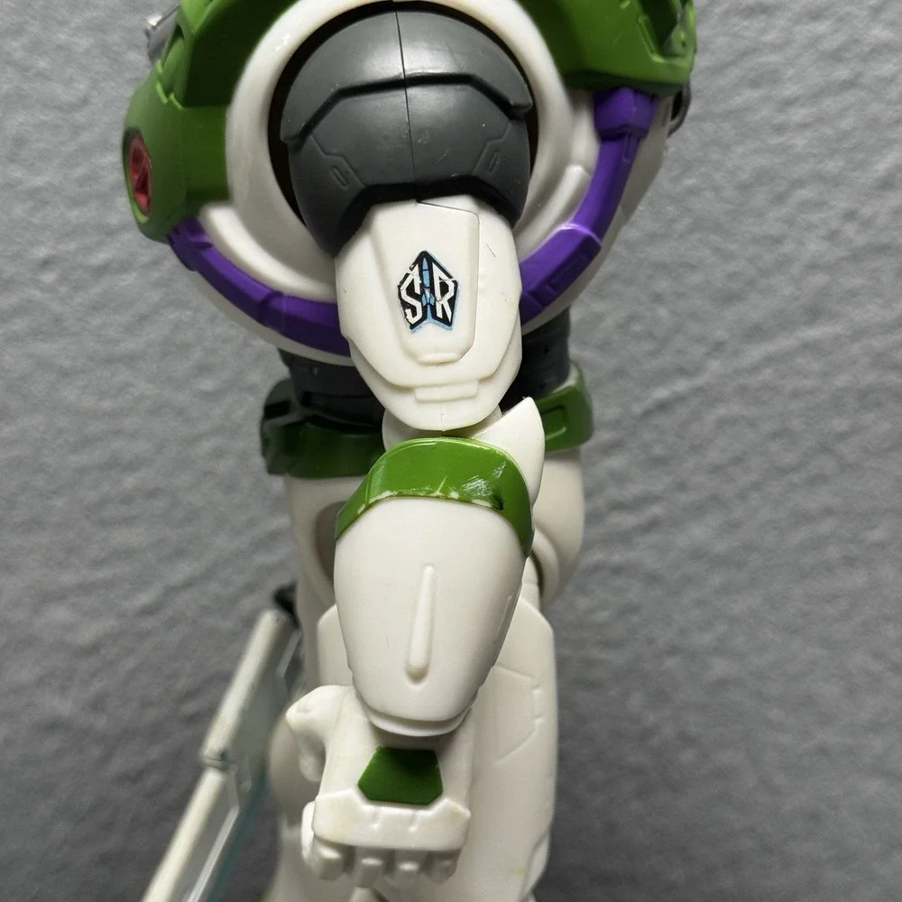 Disney Pixar Lightyear Laser Blade Buzz Lightyear Action Figure Works Great!